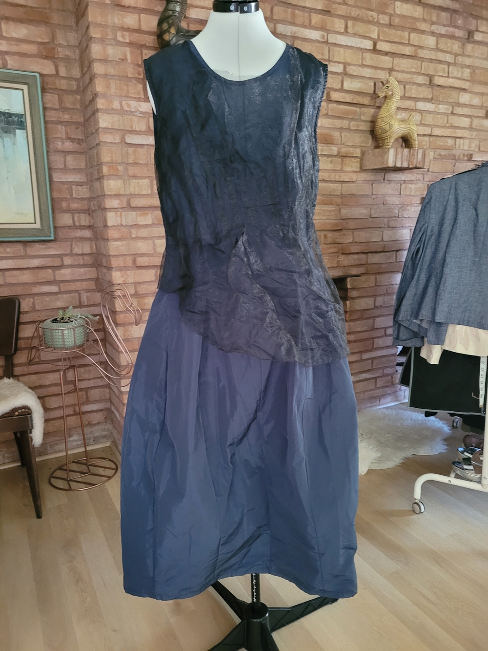 Sleeveless Midnight Blue Taffeta Midi Dress with Textured Layered Bodice